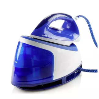 Fer à repasser avec générateur de vapeur