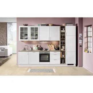 Küchenzeile mit Geräten