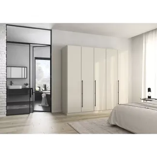 Kleiderschrank